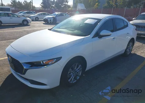 2021 Mazda Mazda3 2.5 S z USA, uszkodzony, nr VIN 3MZBPAAL3MM253588